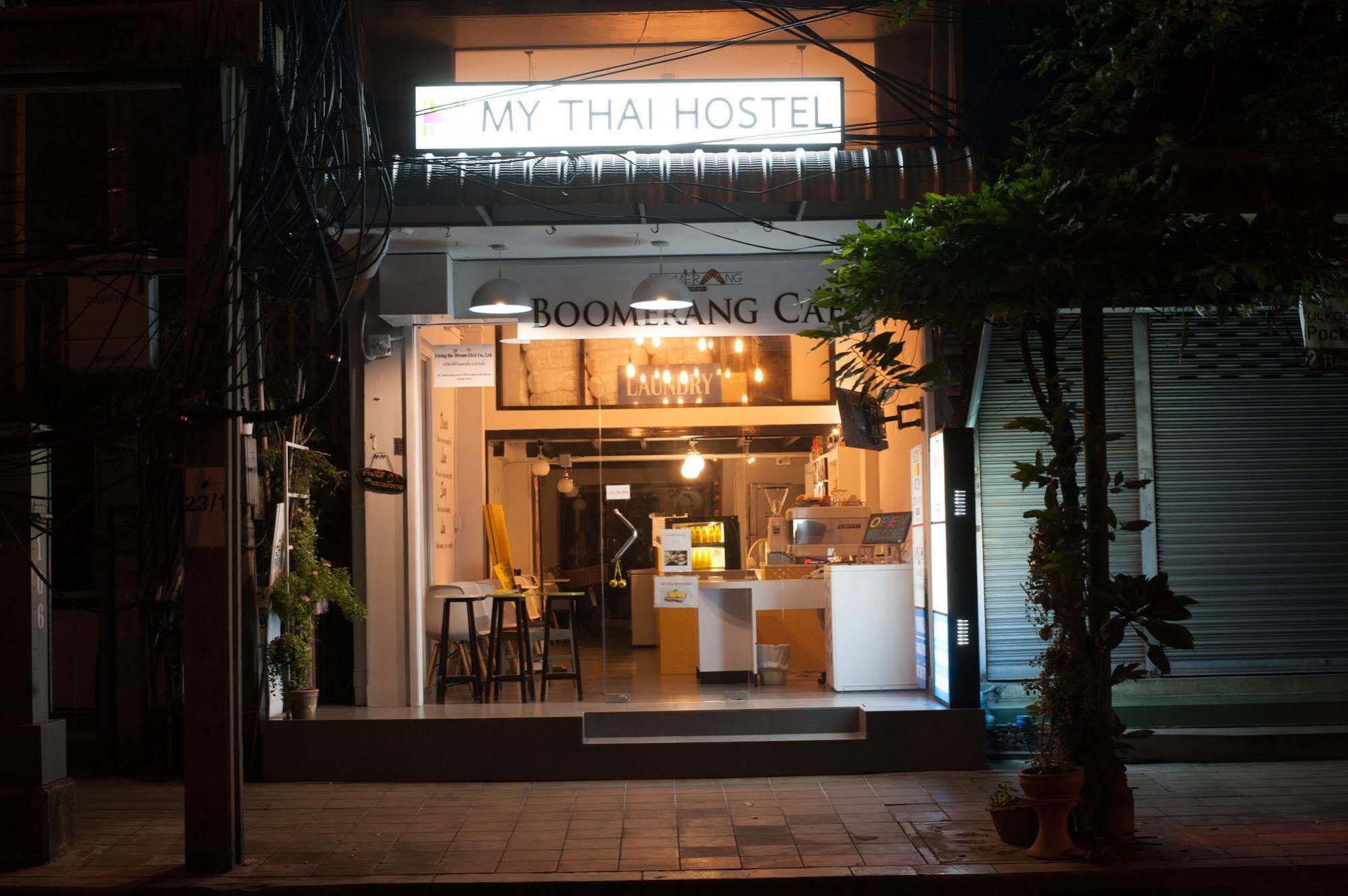 My Thai Hostel Bangkok Exterior foto